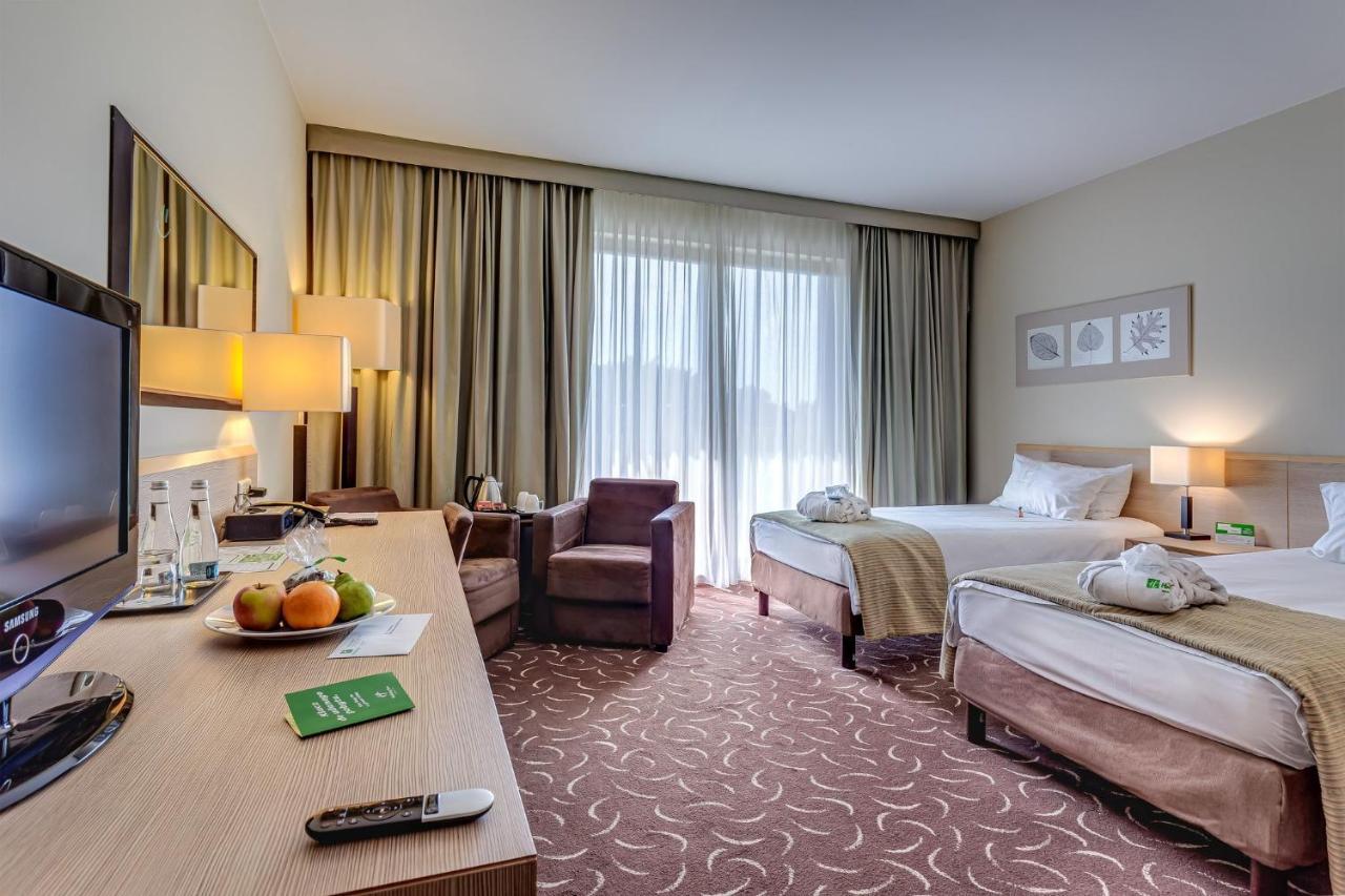 Holiday Inn Resort Warsaw Jozefow By Ihg Kültér fotó