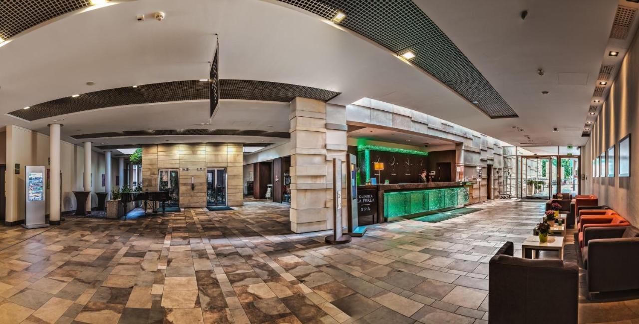 Holiday Inn Resort Warsaw Jozefow By Ihg Kültér fotó