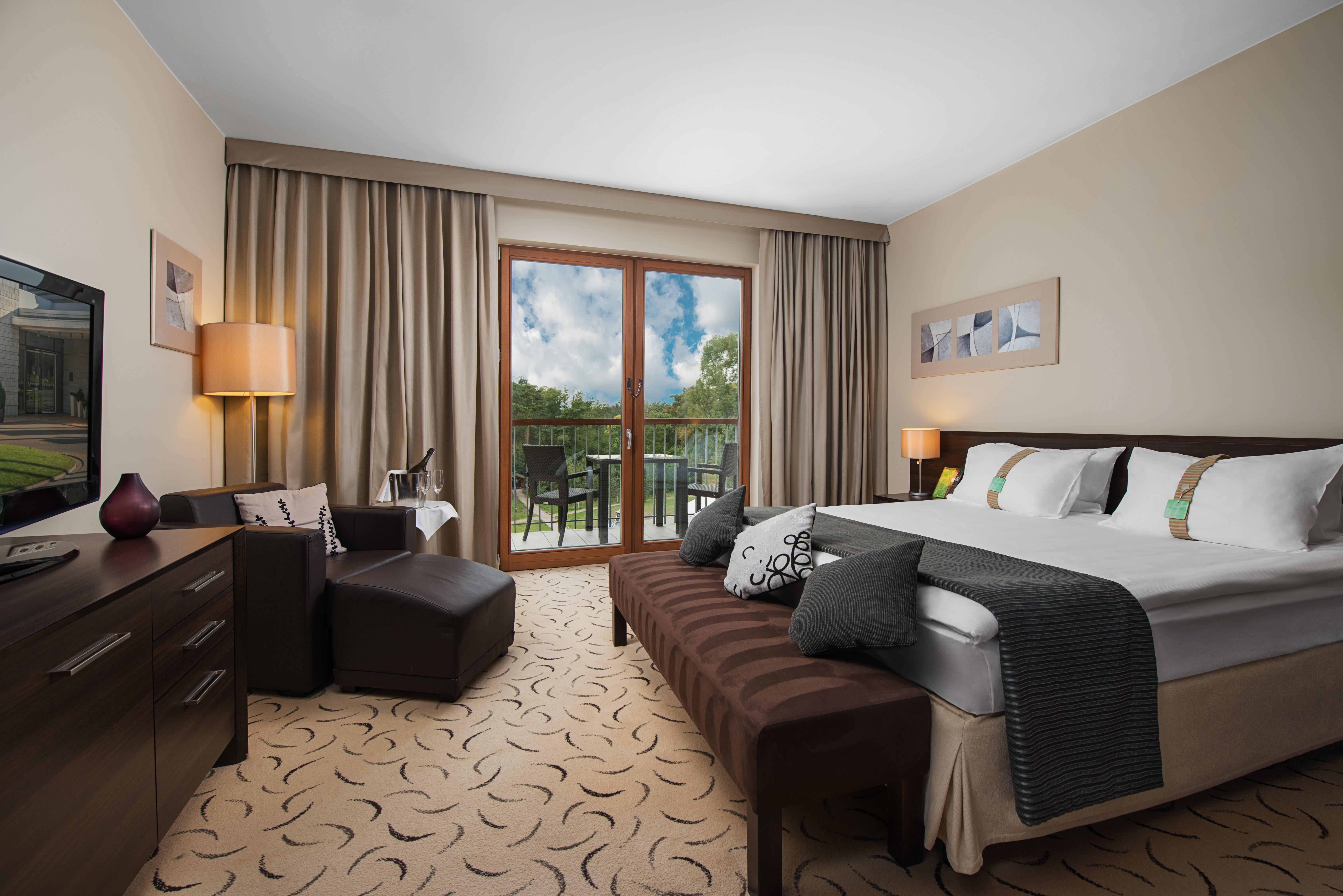 Holiday Inn Resort Warsaw Jozefow By Ihg Kültér fotó