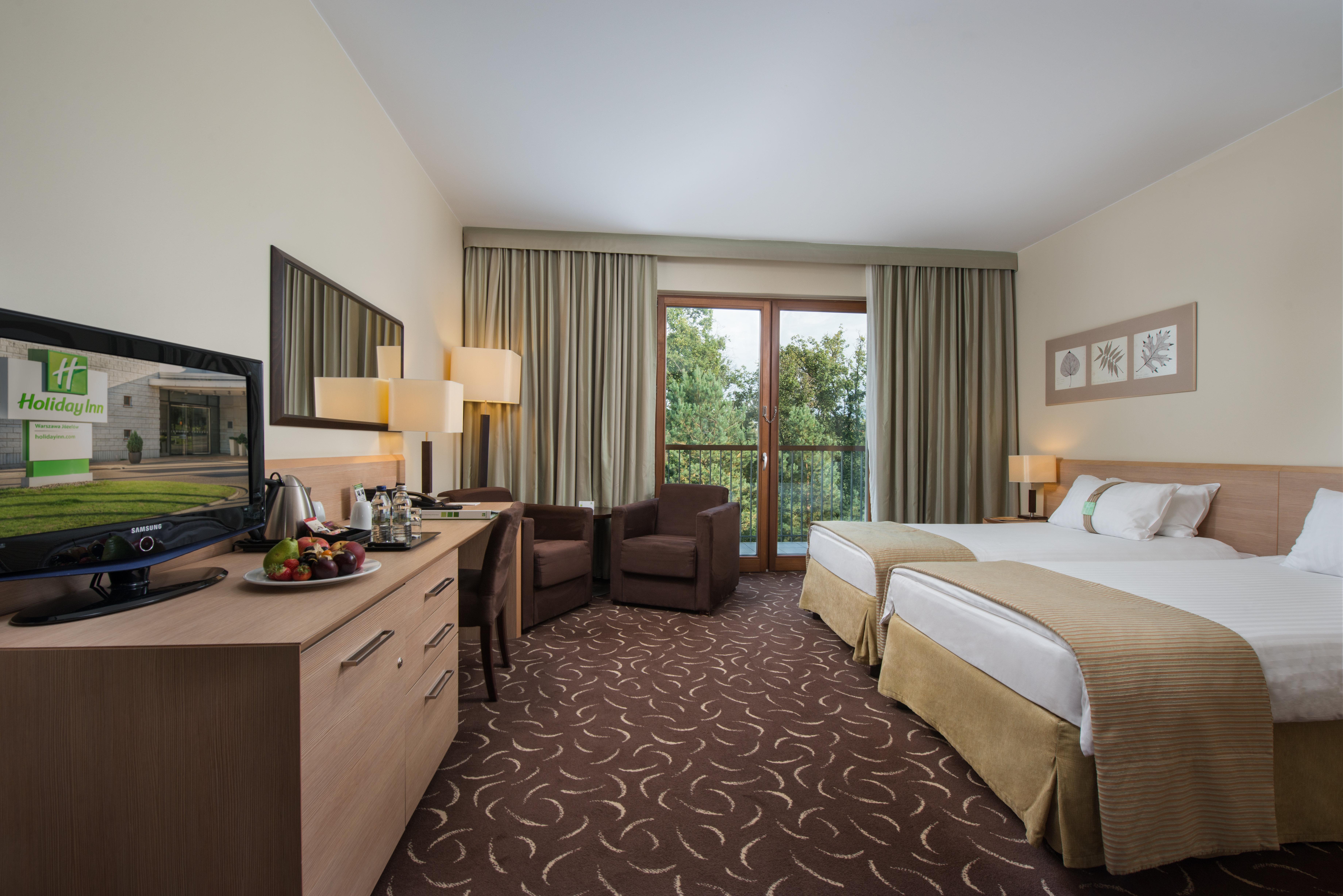 Holiday Inn Resort Warsaw Jozefow By Ihg Kültér fotó