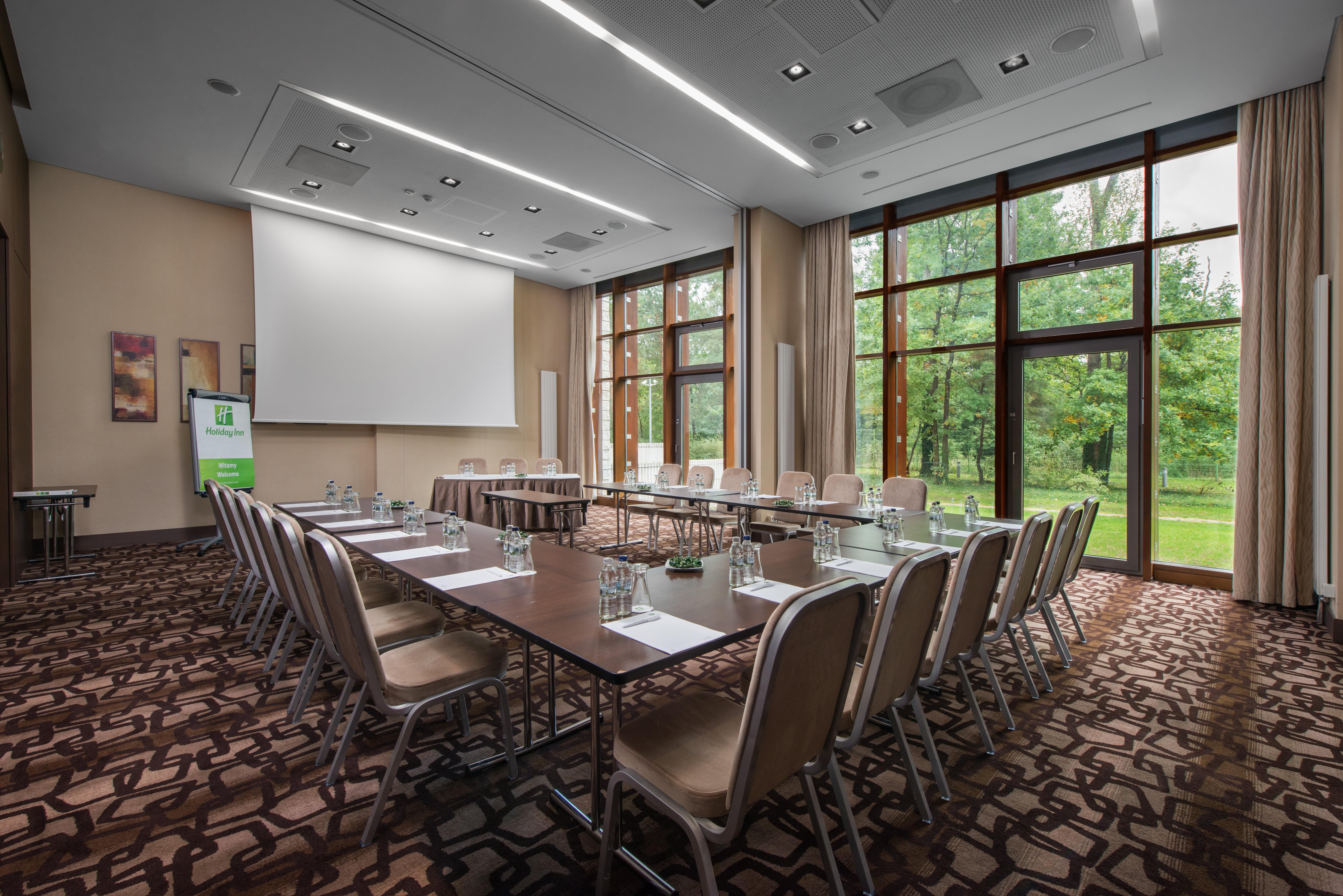 Holiday Inn Resort Warsaw Jozefow By Ihg Kültér fotó